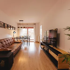 https://bravissimo-pont-de-la-princesa-comfortable-3-bedroom-apartment.catalonia-hotels.com