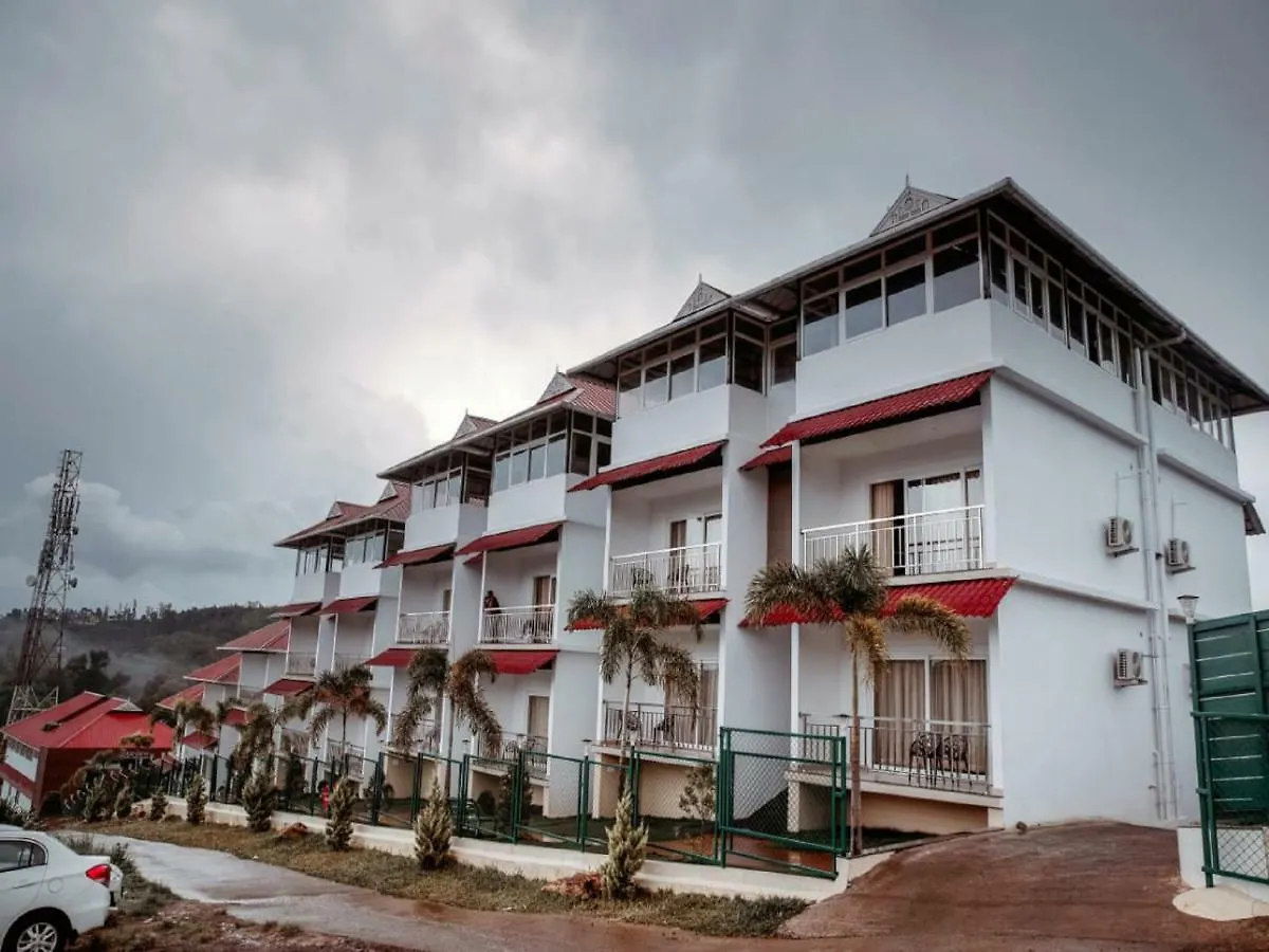 The Lake View Munnar Hotel